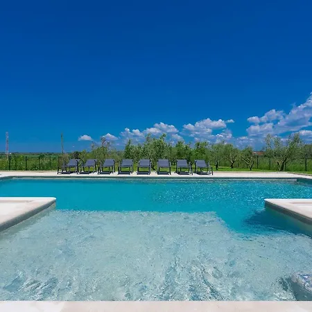 Dragash Villa